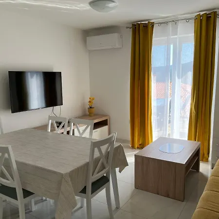 Zahtila - Berto Apartman *