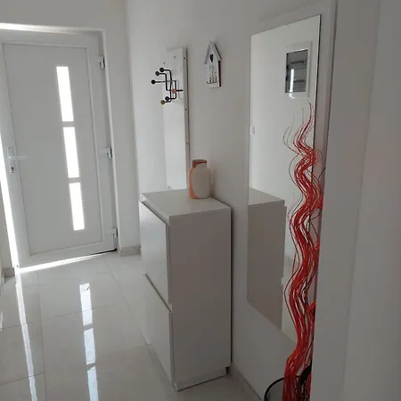 Zahtila - Berto Apartman *